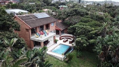 Ramsgate Beach House | SHALE BEACH HOUSE: 3-Bedroom House with Private Beach Access.