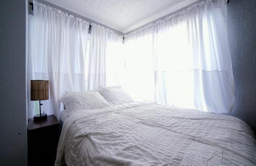 Airport Heights Community Council House | SHALIGOHOMES QUEEN SUITE ON 16TH