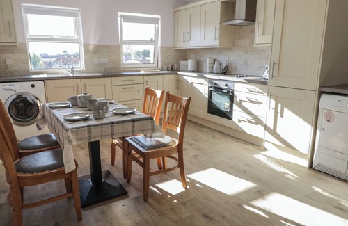 Markethill Cottage | SHALOM APARTMENT 100A, family friendly in Markethill