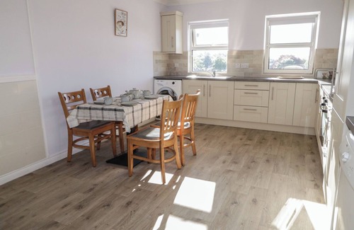 Markethill Cottage | SHALOM APARTMENT 100A, family friendly in Markethill