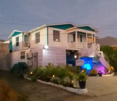 Dover Apartment | Shama's Guest House