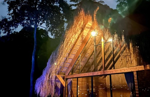 El Colegio Cabin | Shambhala El Retiro Ecohotel. Privacidad y Exclusividad Cerca a Bogotá