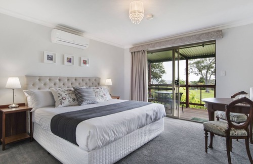 Kangaroo Gully Bed & Breakfast | Shambhala Guesthouse