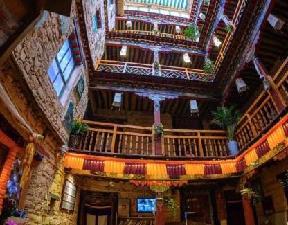 Chengguan District Hotel | Shambhala Palace Hotel
