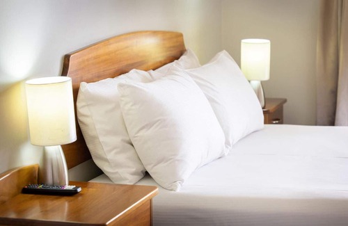 West Mackay Hotel | Shamrock Gardens Motel