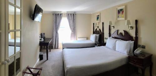Lahinch Hotel | Shamrock Inn Hotel