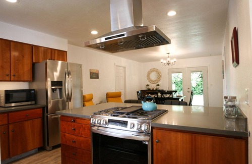 Fortuna House | Shamrock Oasis- Pool Table & Ping-Pong, Sleeps 8