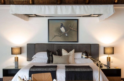 Paterson Cabin | Shamwari Eagles Crag