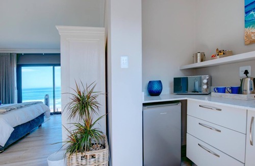 Wilderness Beach House | Shan C