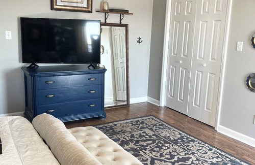 Washington House | Shananegins on the River, Pet Friendly! 🐶