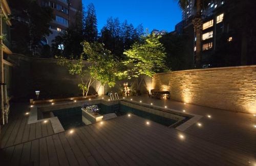 Huangpu Apartment | Shanghai Beach Garden Apartment