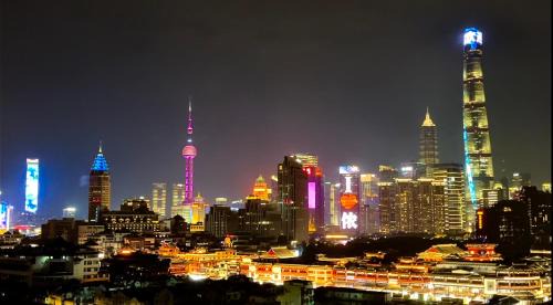 Huangpu Apartment | Shanghai Bund View Haven
