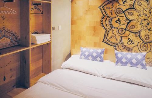 Downtown Shanghai Apartment | Shanghai Hills & Gefii Mandala close to Jing'an Temple