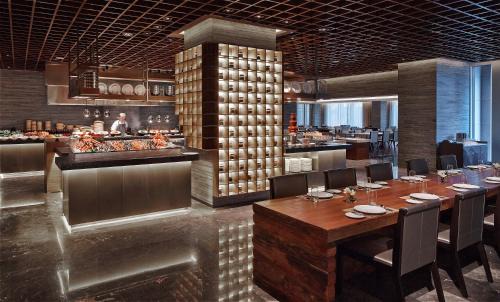 Zhabei Hotel | Shanghai Marriott Hotel Parkview