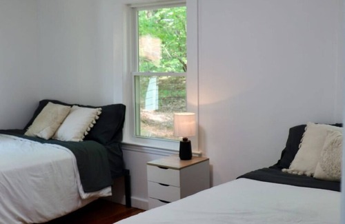 Windham Cabin | Shangri-La: Cozy Cottage Cabin A lovely cabin nestled amidst breathtaking nature