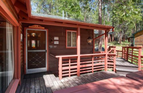 North Wawona House | Shangri la-de-da at The Redwoods