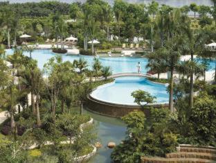 Pazhou Residential District Hotel | Shangri-La Guangzhou-3 minutes by walking to Canton Fair Complex