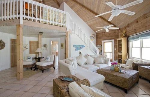Governor's Harbour House | Shangri-La home