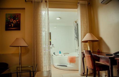 Muyenga Hotel | Shangri-la Hotel Muyenga