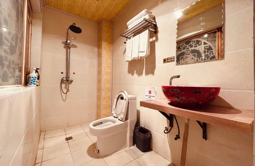 Shangri-La Bed & Breakfast | ShangriLa chudengshuo homestay