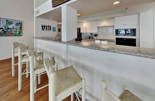 Pirates Beach House | ShangriLaLa