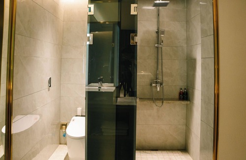 Liwan Hotel | Shangxiajiu Hotel