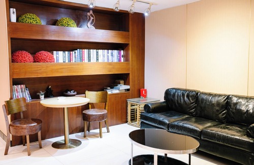 Liwan Hotel | Shangxiajiu Hotel