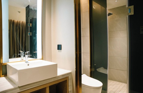 Liwan Hotel | Shangxiajiu Hotel