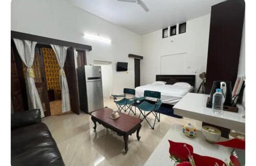 Charbagh House | Shani Nilyam House