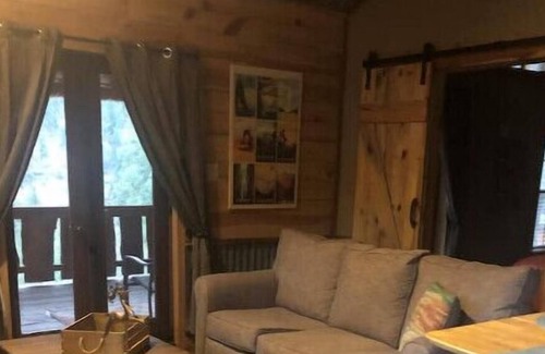 Ruidoso Cabin | Shannon Cabin at Bottlehouse Cabins