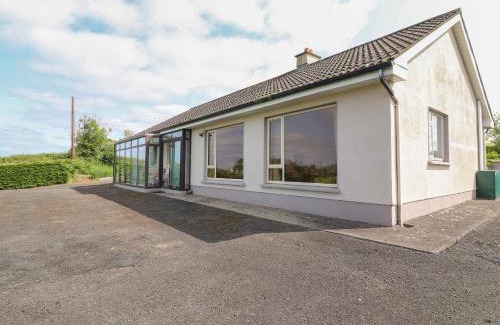 Puckaun House | Shannon View