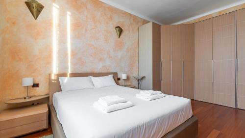 Monza Apartment | Shanti Apartment