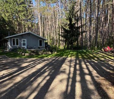 Bellaire House | Shanty Creek, Golf, Families, Vacation, Pool Pass
