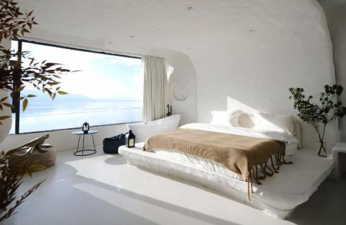 Shangri-La Hotel | Shanyuhai Pure White Cave Sea View Holiday Hotel View Designer Hotel