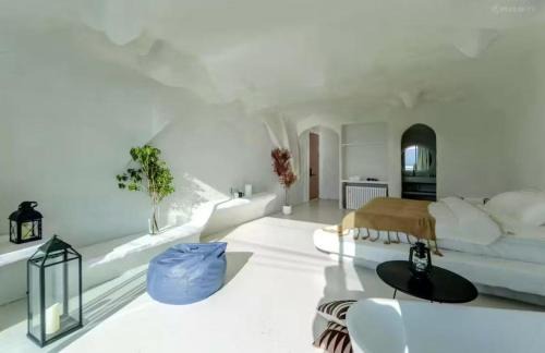 Shangri-La Hotel | Shanyuhai Pure White Cave Sea View Holiday Hotel View Designer Hotel