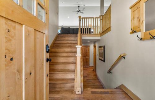 South Lake Tahoe House | Shaquinaw! home