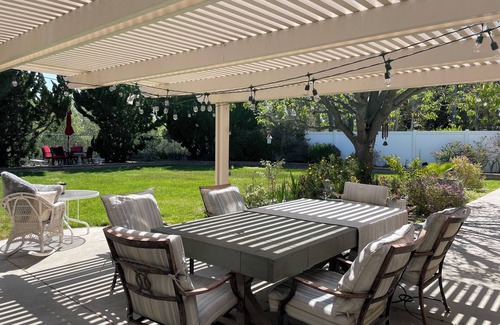 North Valley House | Shared Charming 1-bedroom in wonderful Oceanside with AC, WiFi
