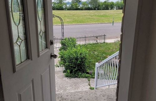 Mercier-Hochelaga-Maisonneuve House | Shared house: vu à couper le souffle Bienvenue