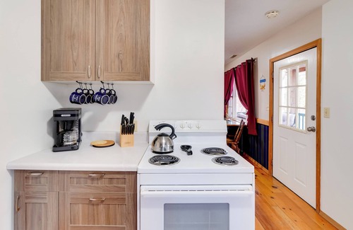 Rosedale Cottage | Shared Pond at Retreat in Rosedale!