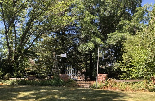 Old Southwest House | Shared Space, Quiet neighborhood, large yard, 20 minute walk to the river.