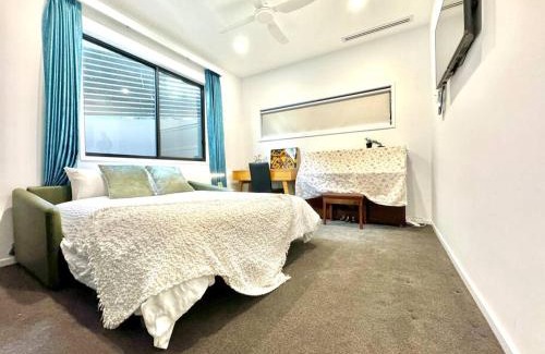 Bardon House | SHAREHOUSE 2bedroom-Retreat at Bardon