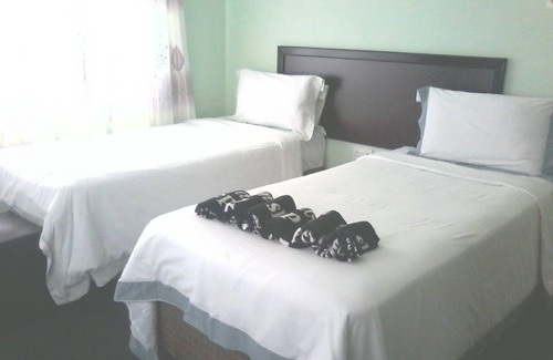 Francistown House | Sharon Avenue Guesthouse