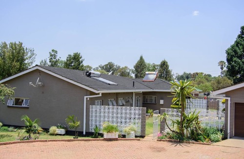 Harare East House | Sharon @ Las Palmas Guest House