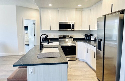 Mesquite Condo | Sharp Mesa Oasis by Mesquite Vacation Rentals with Private Balcony, Community Pool Access and $510 in free daily activities