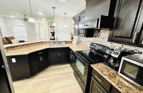 McAllen House | Sharyland Townhome - 2/2.5 bedrooms with patio in McAllen