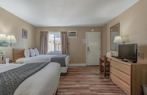 Burney Hotel | Shasta Pines Motel & Suites