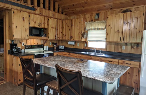 Golconda House | Shawnee Pines Lodging - #1 Loft Cabin