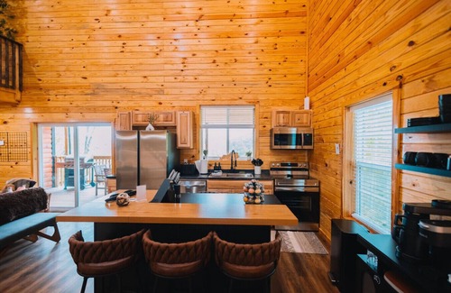 Frenchburg Cabin | Shawnee Retreat | Game Room, Hot Tub, Cave & Views