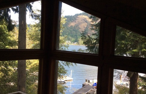 Shawnigan Lake Cottage | Shawnigan Lake Waterfront Cottage