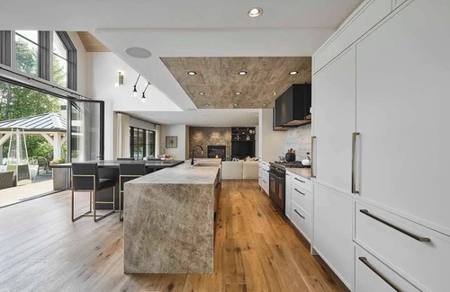 Shawnigan Lake House | Shawnigan Lakefront Estatenn